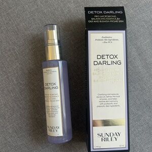Sunday Riley Detox Darling Balancing Essence - Purple